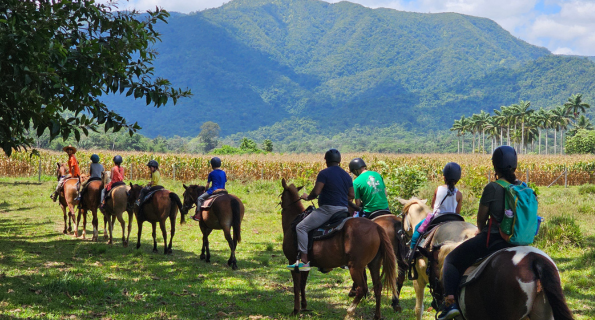 belize-horseback-riding-image 1
